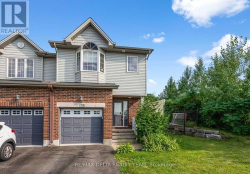 135 Challenge Cres, Orleans, ON, K4A0T9 | Card Image