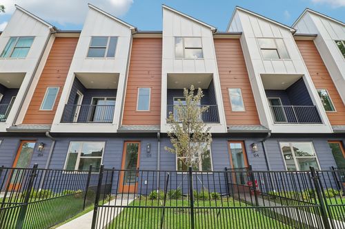 103-4204 San Jacinto St, Dallas, TX, 75204-5195 | Card Image