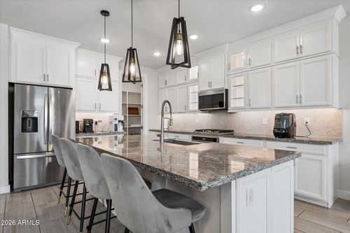 8521 S 69th Lane, Laveen, AZ, 85339 | Card Image
