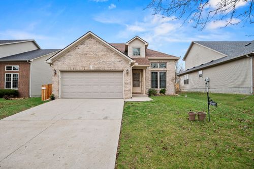 2917 Sandersville Rd, Lexington, KY, 40511-8859 | Card Image