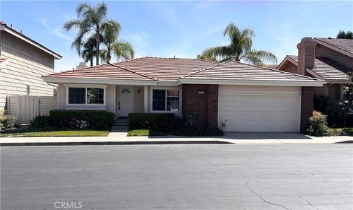 2026 Arapahoe, Tustin, CA, 92782-8304 | Card Image