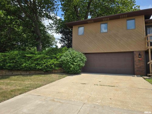 unit-4-301 4th St, Fulton, IL, 61252-1600 | Card Image