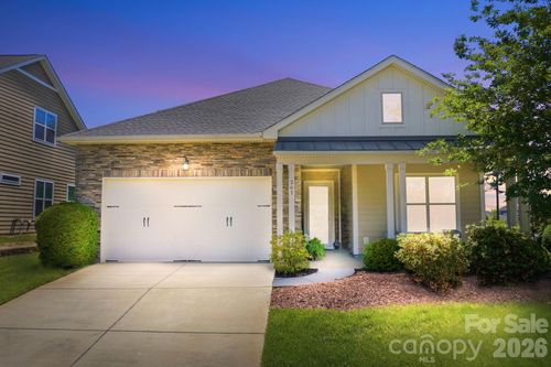 261 Stone Mountain Way, Denver, NC, 28037-4210 | Card Image