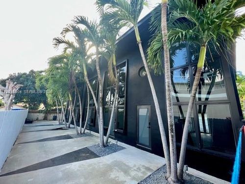 1-1040 Ne 78th Street Rd, Miami, FL, 33138-4265 | Card Image