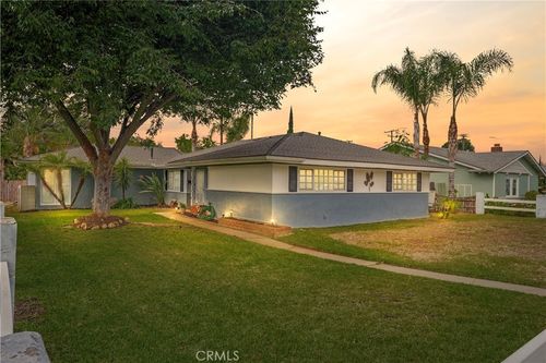 318 E Gladstone St, San Dimas, CA, 91773 | Card Image