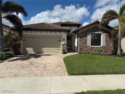 9317 Woodhurst Dr, NAPLES, FL, 34120-5266 | Card Image