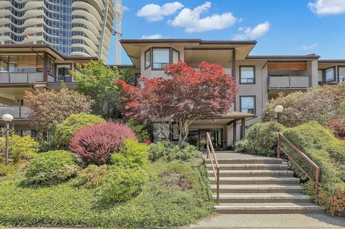 202-1460 Martin St, White Rock, BC, V4B3W7 | Card Image