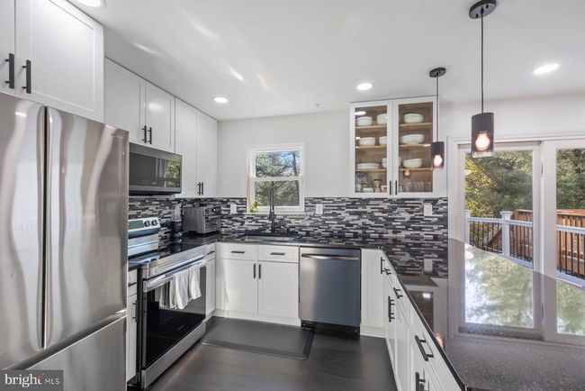 11922 Rumsfeld Ter, Townhouse with 3 bedrooms, 4 bathrooms and null parking in SILVER SPRING MD | Image 11