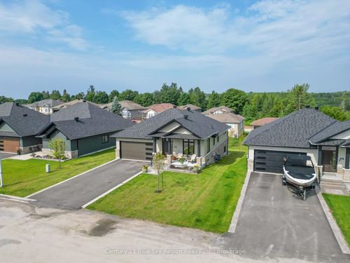 37 Silver Maple Lane, North Bay, ON, P1C0B5 | Card Image