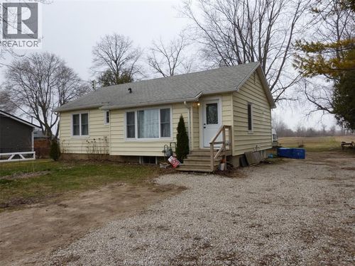 581 77 Highway, Leamington, ON, N8H3V8 | Card Image