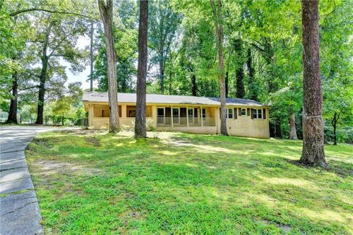 1138 Woodland Cir, Lawrenceville, GA, 30043-3746 | Card Image