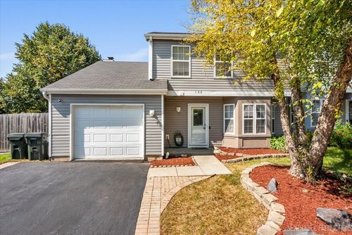 126 Pinehurst Dr, Mundelein, IL, 60060-4569 | Card Image