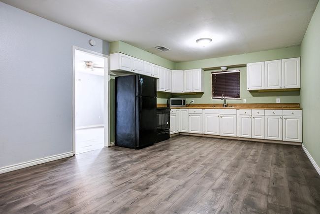 136 Arlington St, House other with 3 bedrooms, 2 bathrooms and 1 parking in San Angelo TX | Image 7