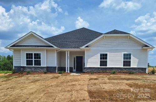 38-228 Mountain Island Dr, Statesville, NC, 28677-9817 | Card Image