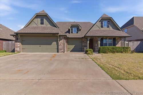 15903 91st St, Owasso, OK, 74055-8552 | Card Image