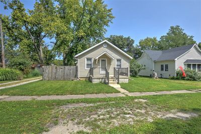 128 Claremont Street, House other with 3 bedrooms, 1 bathrooms and null parking in Argenta IL | Image 2