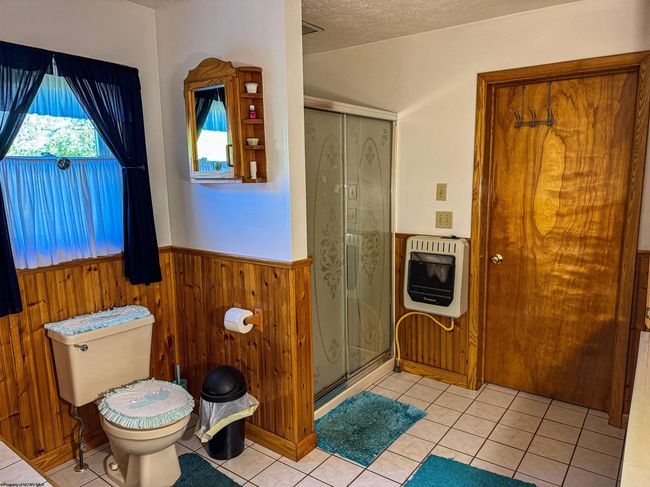 5698 Morgantown Pike, Home with 4 bedrooms, 2 bathrooms and 3 parking in Belington WV | Image 37