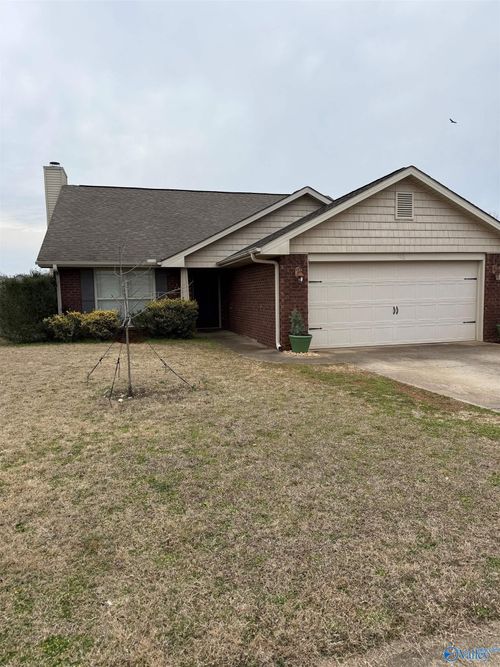 105 Ferstwood Dr, Madison, AL, 35756-5612 | Card Image