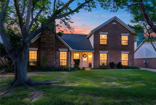 3227 Summerfield Dr, Grapevine, TX, 76051-6551 | Card Image