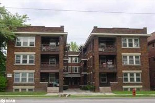 6-983 Main St E, Hamilton, ON, L8M1N3 | Card Image