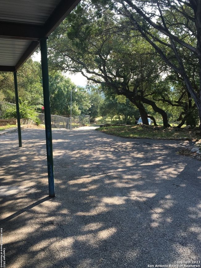 208 Scenic Mountain Dr, House other with 2 bedrooms, 3 bathrooms and null parking in Lakehills TX | Image 53