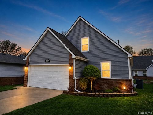 18924 Melvin Avenue, Livonia, MI, 48152 | Card Image