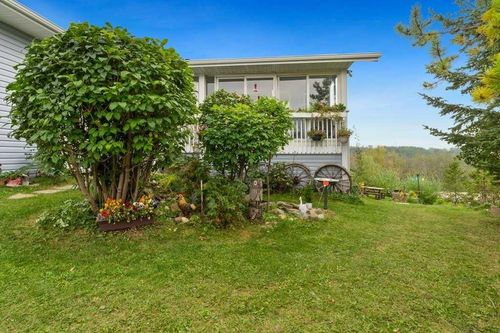 114 Cremona Hts, Cremona, AB, T0M0R0 | Card Image