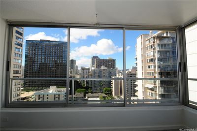 1402 - 2421 Tusitala Street, Home with 1 bedrooms, 1 bathrooms and null parking in Honolulu HI | Image 3