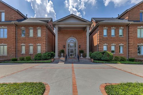 apt-207-3733 West End Ave, Nashville, TN, 37205 | Card Image