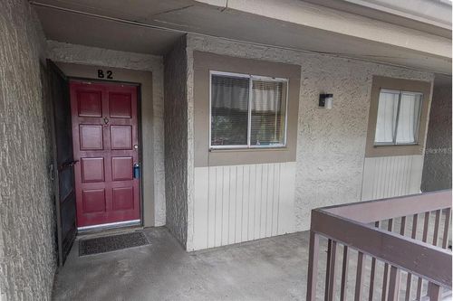 32b2-6332 Newtown Cir, TAMPA, FL, 33615-3650 | Card Image