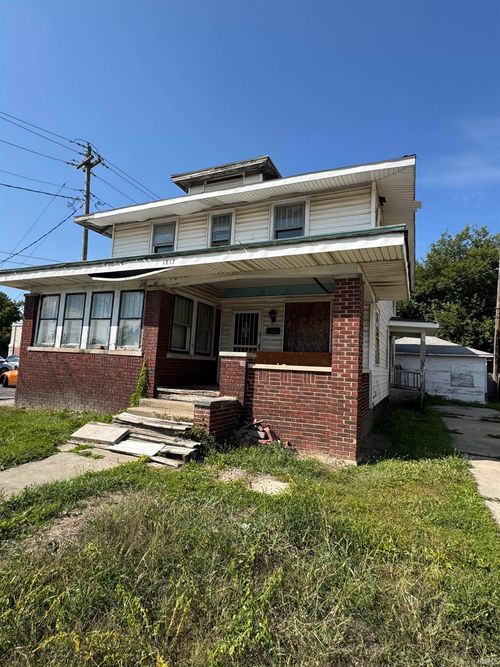 1817 E Pontiac St, Fort Wayne, IN, 46803-3649 | Card Image