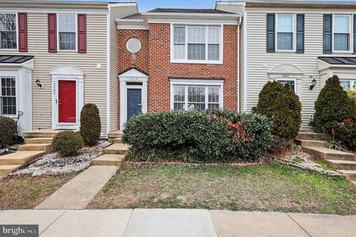 2003 Paddle Boat Ln, WOODBRIDGE, VA, 22192-8001 | Card Image