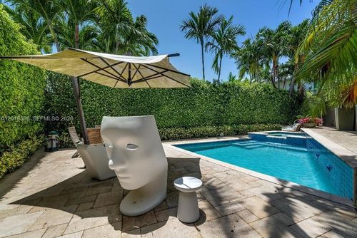 830 E Dilido Dr, Miami Beach, FL, 33139 | Card Image