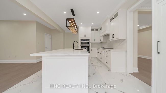 27 Foxmere Rd, House other with 6 bedrooms, 5 bathrooms and 4 parking in Brampton ON | Image 17