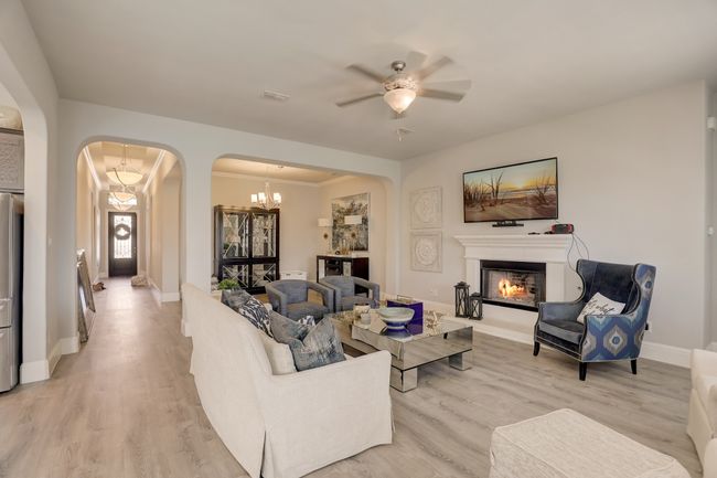 1305 Xeraco Dr, House other with 3 bedrooms, 3 bathrooms and null parking in Little Elm TX | Image 4