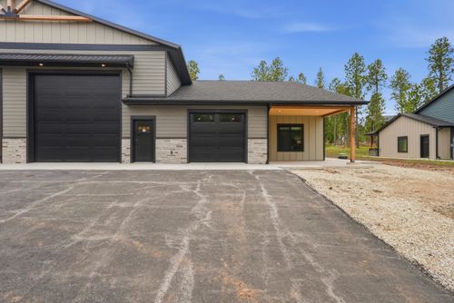 11281 Black Forest Rd, lead, SD, 57754-3820 | Card Image