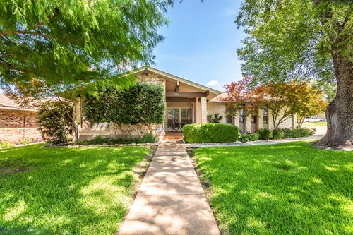 3501 Esplendor Ave, Irving, TX, 75062-5103 | Card Image