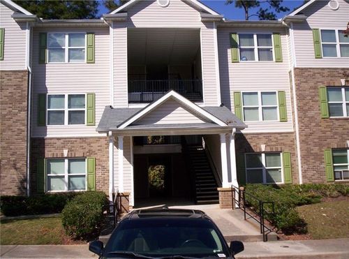 3201 Fairington Dr, LITHONIA, GA, 30038-5005 | Card Image