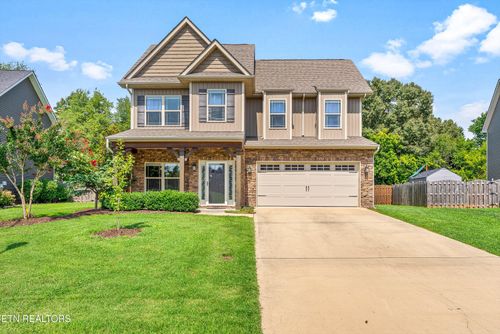 1171 Aspen Glen Dr, Alcoa, TN, 37701-1405 | Card Image
