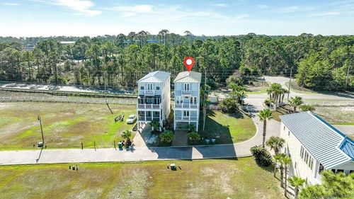 110 Anglers Harbor Ln, Carrabelle, FL, 32322-1509 | Card Image