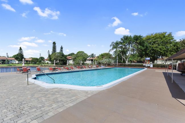 B2 - 4969 Sable Pine B2 Circle, Condo with 2 bedrooms, 2 bathrooms and null parking in West Palm Beach FL | Image 25
