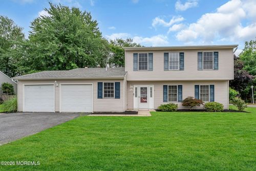 100 Appletree Rd, Howell, NJ, 07731-2222 | Card Image