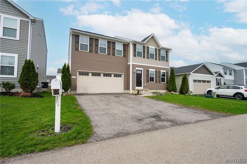 16 Stelle St, Hamburg, NY, 14075-4661 | Card Image