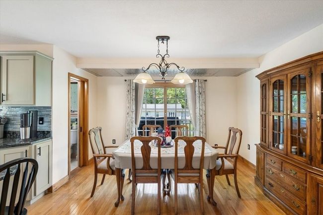472 Potter Rd, House other with 4 bedrooms, 3 bathrooms and 6 parking in Framingham MA | Image 14