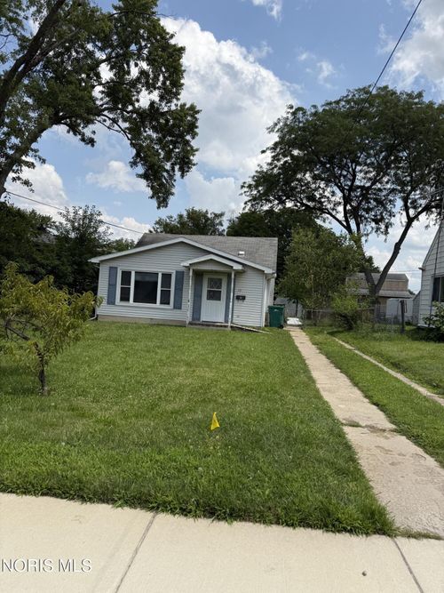 55 Roland Ct, Rossford, OH, 43460-1341 | Card Image