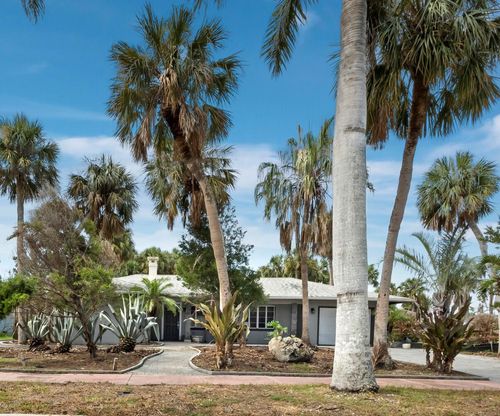 153 N Adams Dr, SARASOTA, FL, 34236-1404 | Card Image