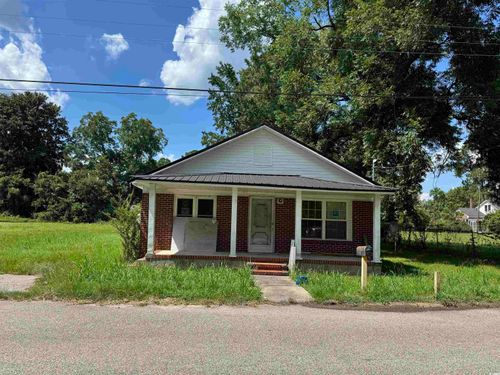 106 Raeford St, Mullins, SC, 29574-3904 | Card Image