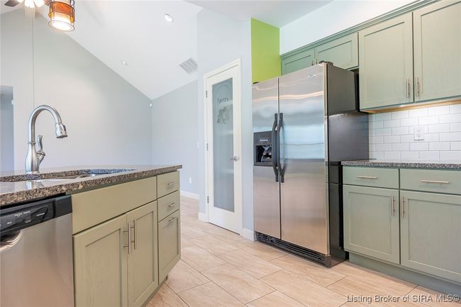 L - 2404 Magnolia Ct, Condo with 2 bedrooms, 2 bathrooms and null parking in Clarksville IN | Image 54