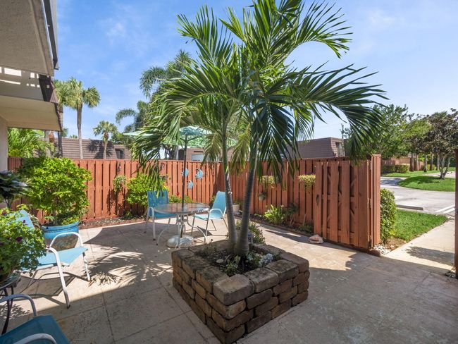 1206 12 Th Ct, Condo with 2 bedrooms, 3 bathrooms and null parking in Jupiter FL | Image 15