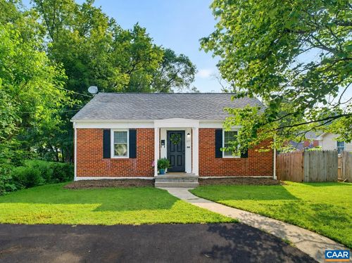 117 River Rd, Waynesboro, VA, 22980-5512 | Card Image